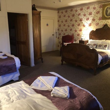 The Oakeley Arms Hotel Maentwrog Екстериор снимка