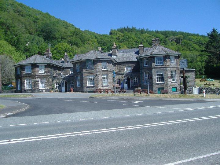 The Oakeley Arms Hotel Maentwrog Екстериор снимка
