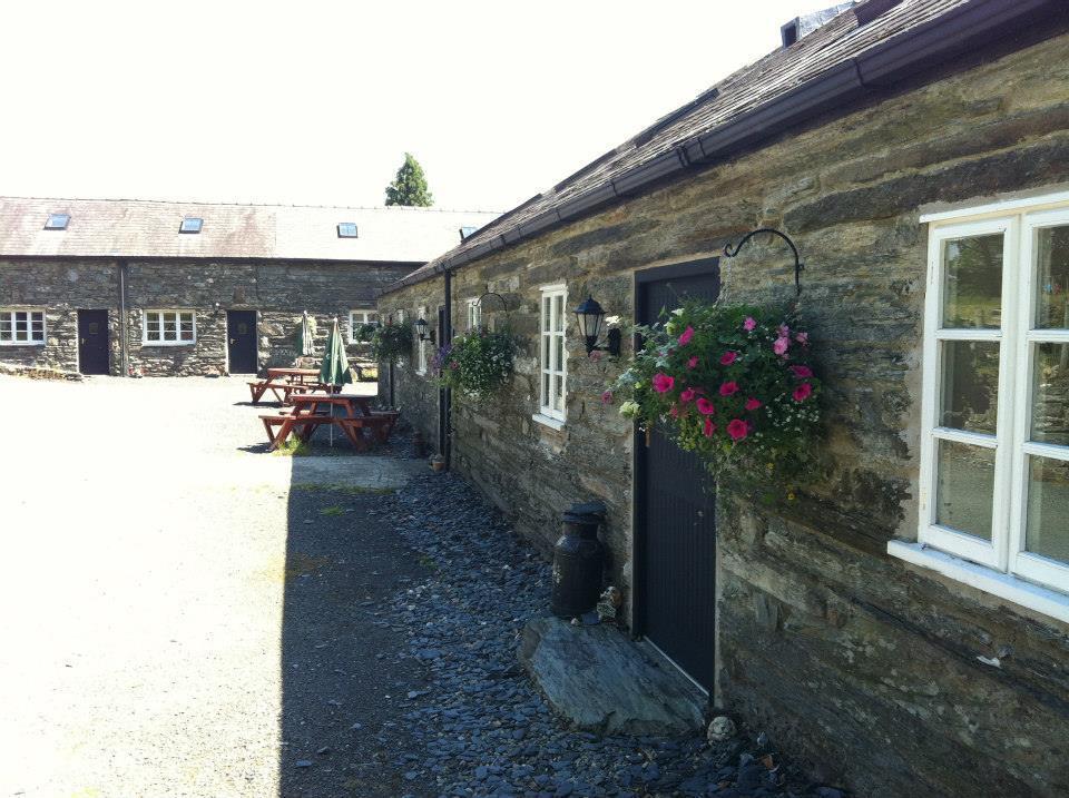 The Oakeley Arms Hotel Maentwrog Екстериор снимка