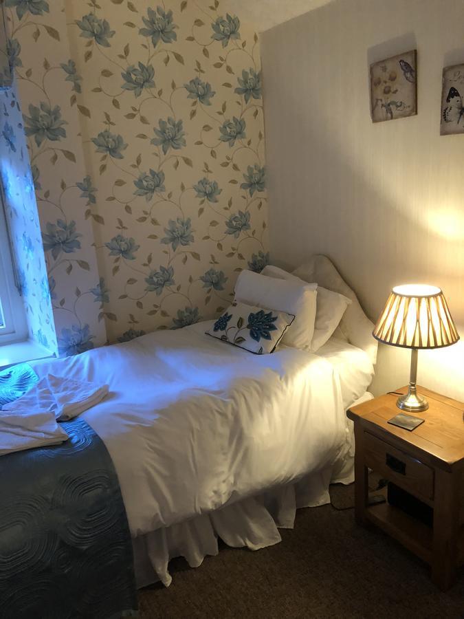 The Oakeley Arms Hotel Maentwrog Екстериор снимка